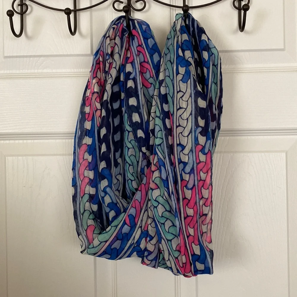 Multicolor Chain Print Lightweight Transitional Infinity Circle Scarf